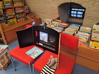 Ewald Baringer las für die bibliothek st. martin